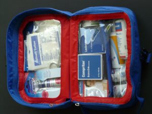 Trousse de premier secours - voyages