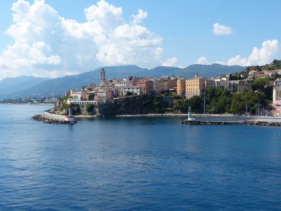 Et si on partait à la découverte de la ville de Bastia en Corse ?