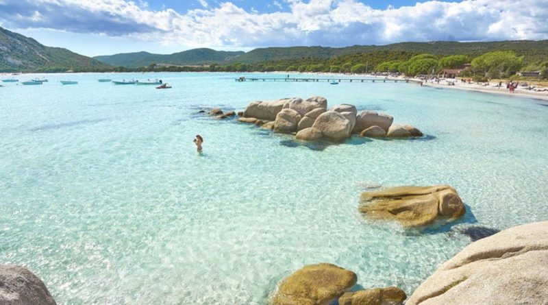 Plage de Santa Giulia en Corse du Sud