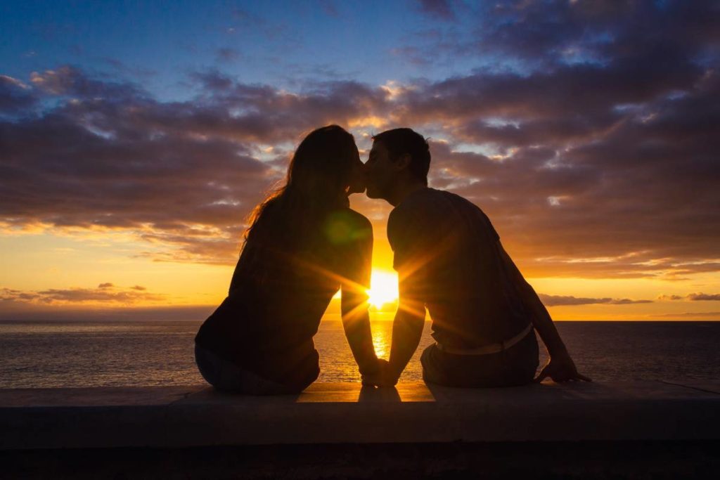 Coucher de soleil amoureux