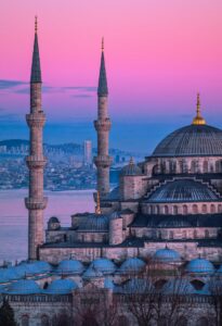 La Mosquée Bleue à Istanbul au coucher du soleil