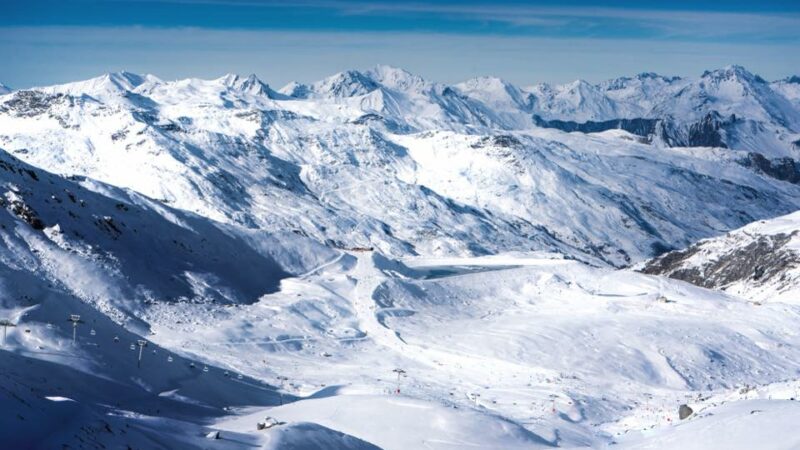 Découvrir les 3 vallées, la plus grande station de ski en France