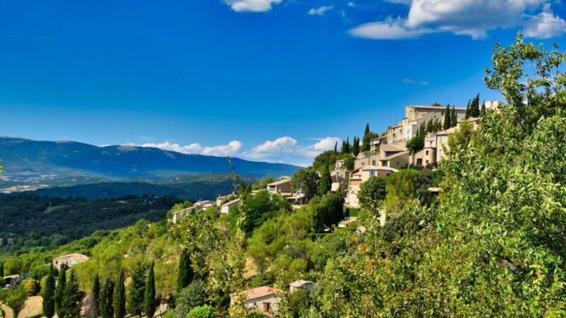 Tendance Provence,  découvrir le charme discret du Lubéron