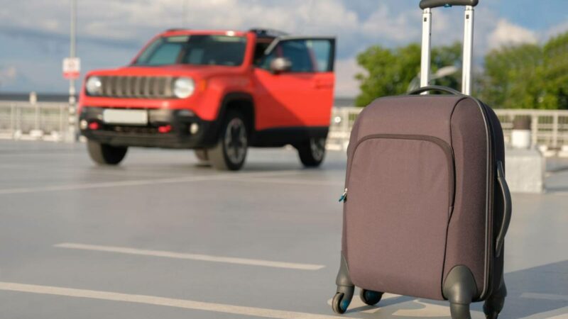 Voyage en avion : 3 solutions pour réduire vos frais de parking