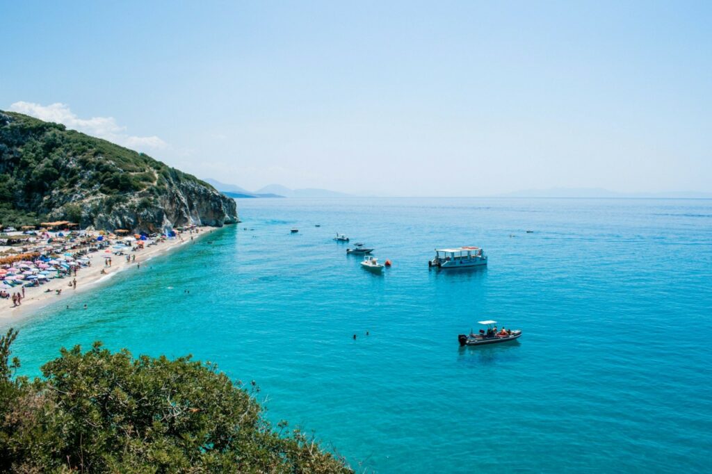 La plage de Gjipe