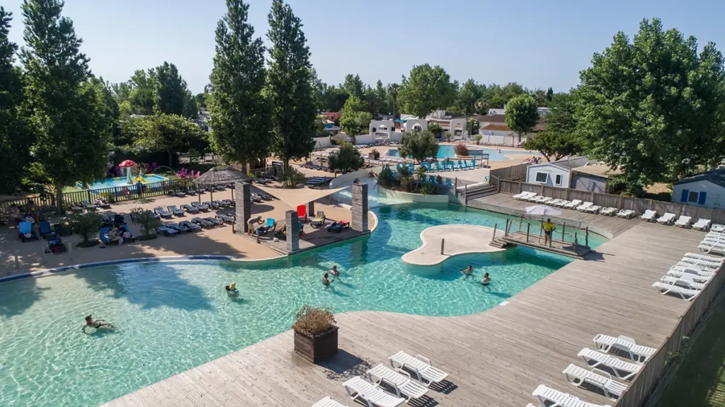 Camping avec piscine à Vias Plage