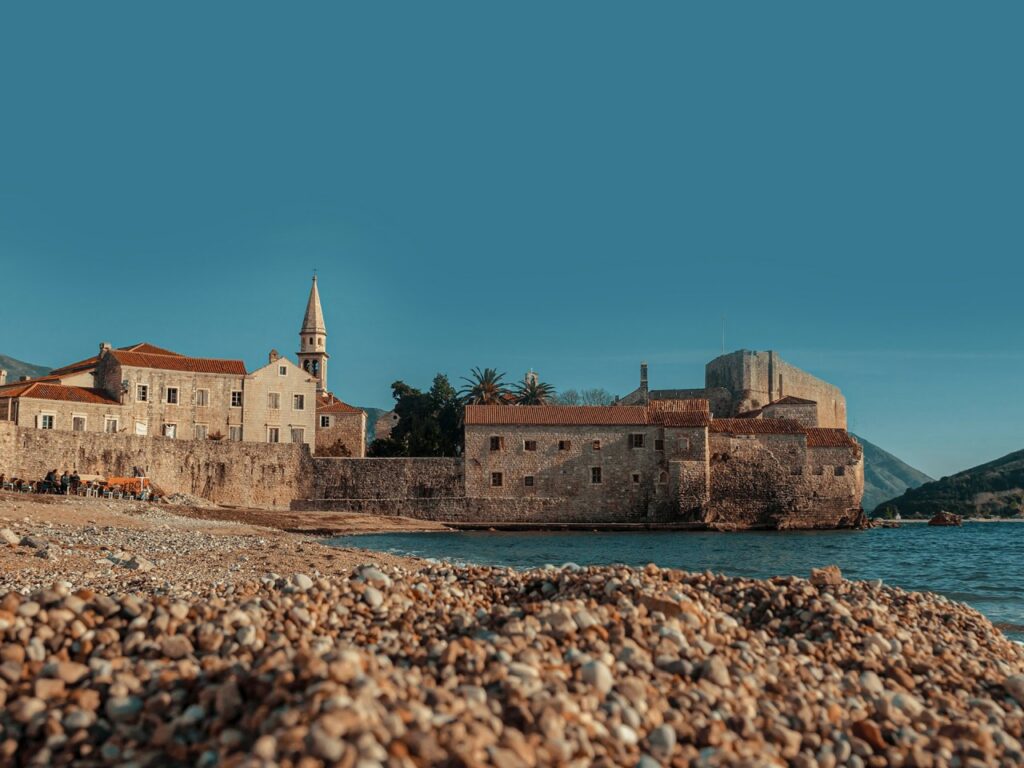 La vieille ville fortifiée de Budva,