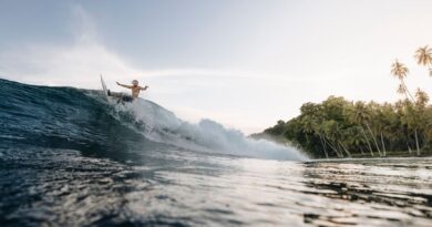 Surf en Indonésie