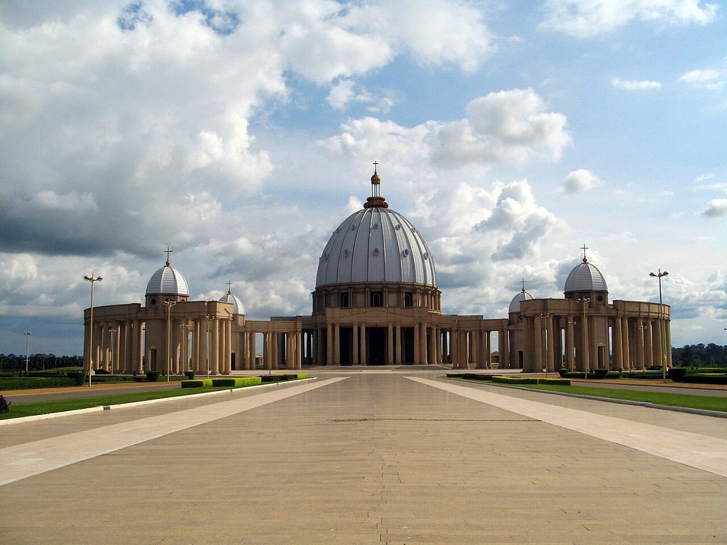 basilique Notre-Dame de la Paix Yamoussoukro